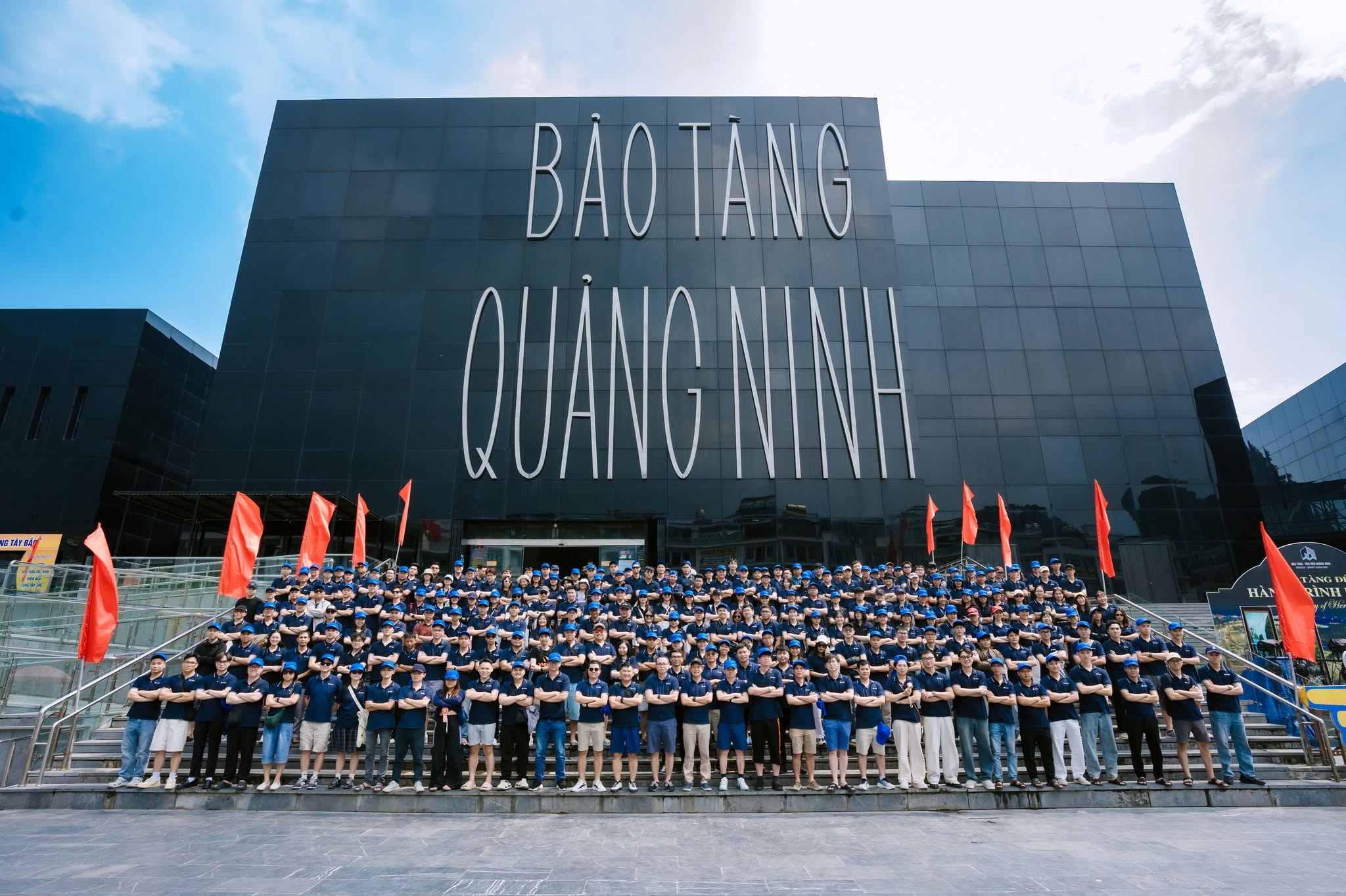 VNEXT teams visit Quang Ninh museum